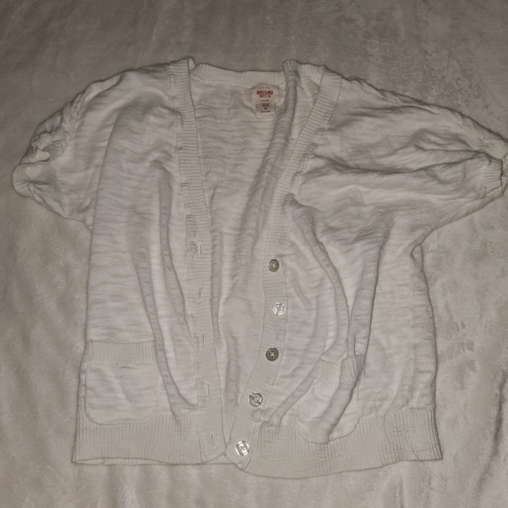 4/$30 White cardigan - button up